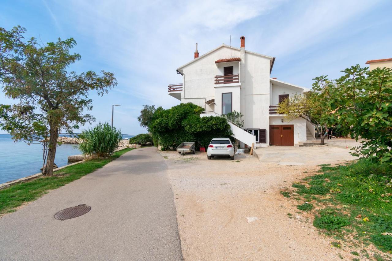 Apartments By The Sea Mandre, Pag - 4101 Kolan Buitenkant foto