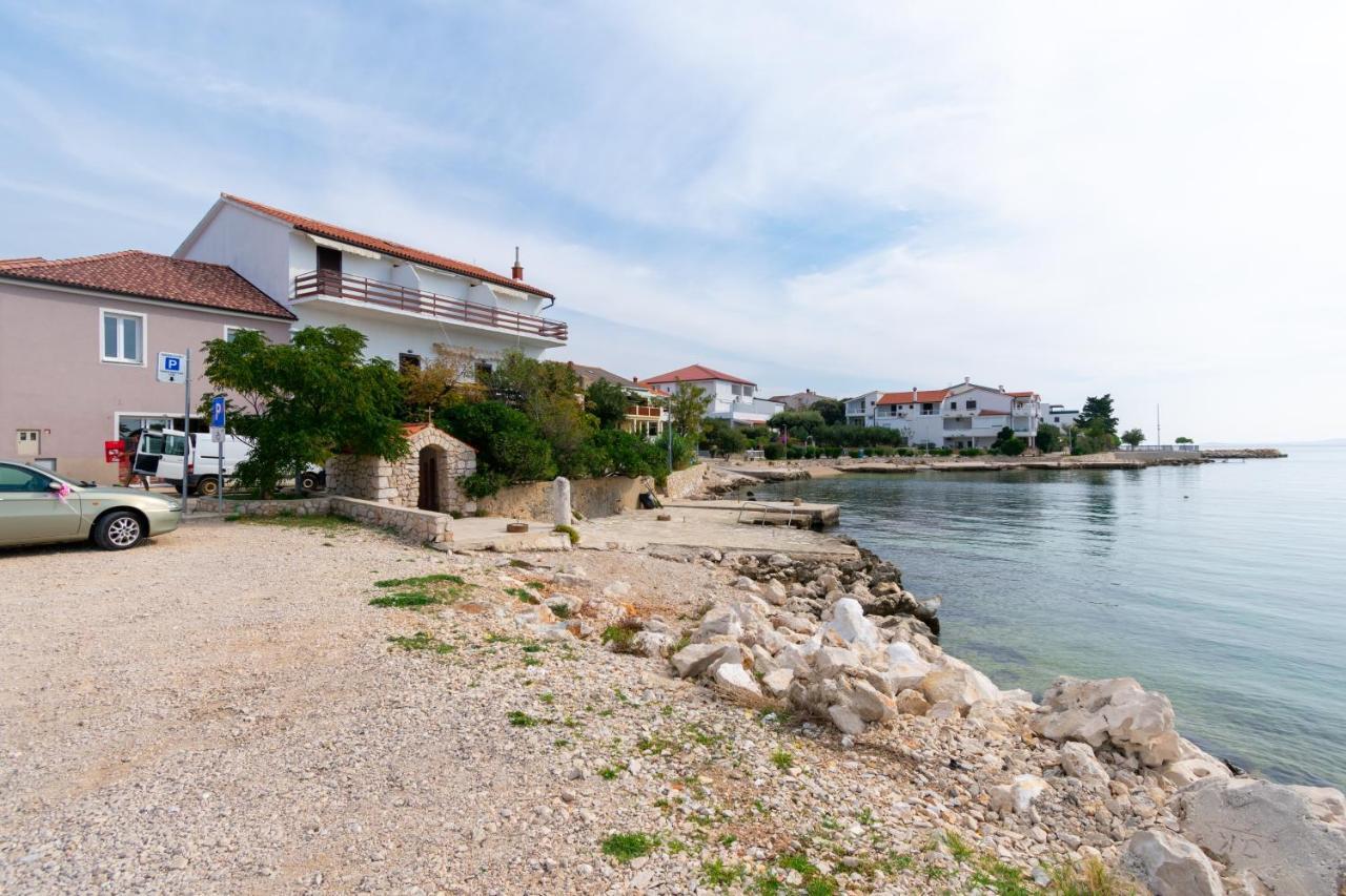 Apartments By The Sea Mandre, Pag - 4101 Kolan Buitenkant foto