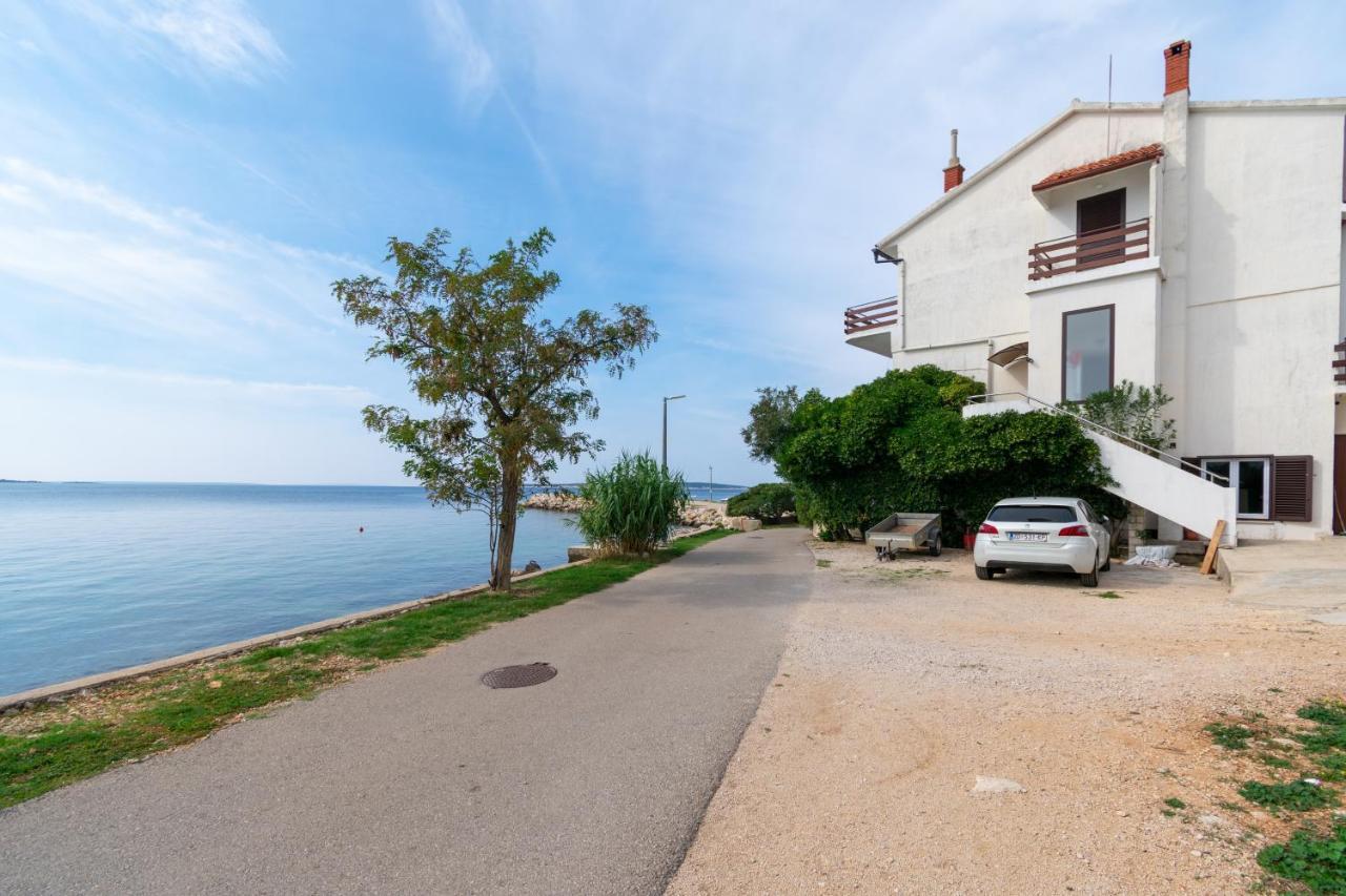 Apartments By The Sea Mandre, Pag - 4101 Kolan Buitenkant foto