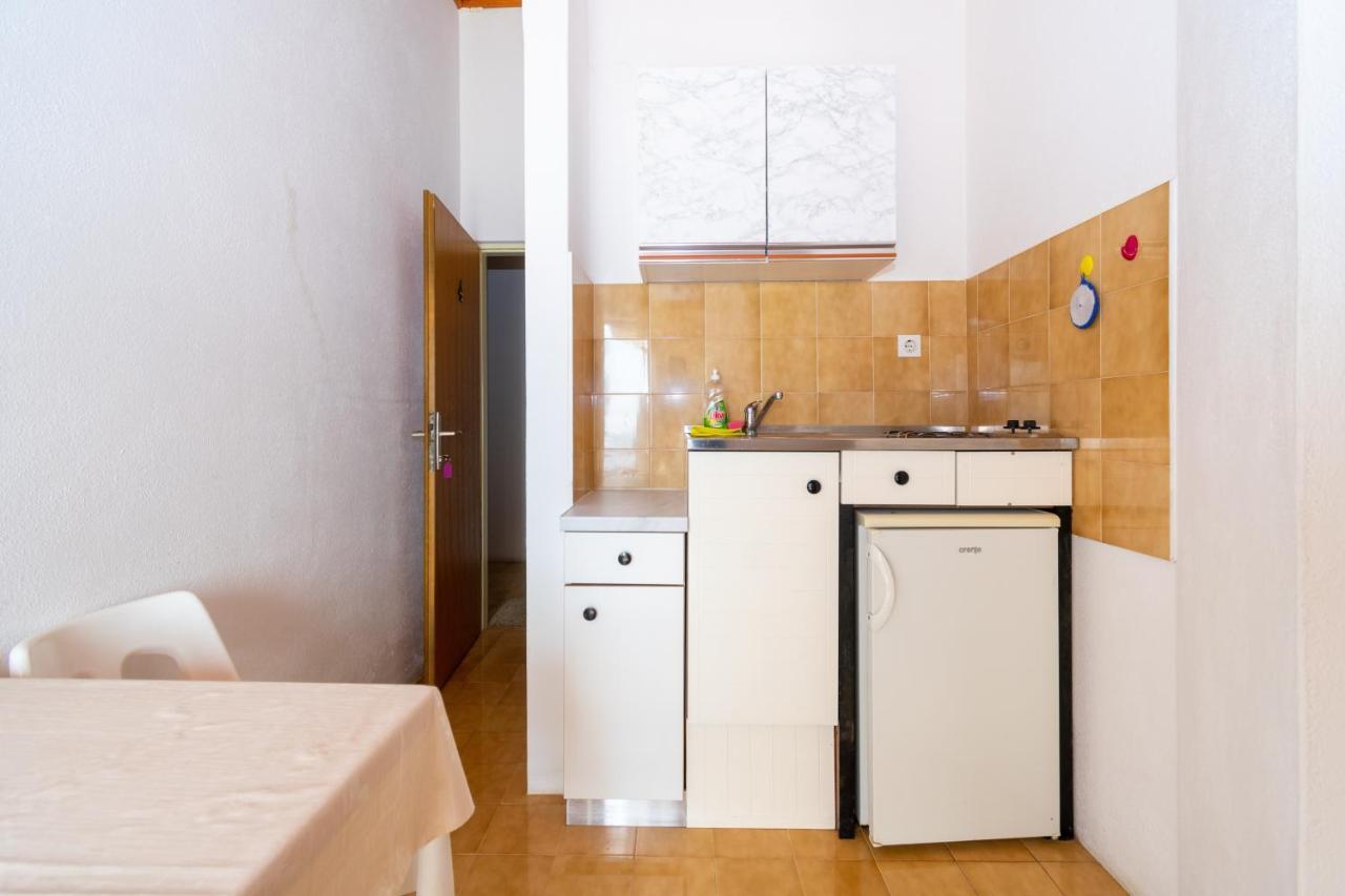 Apartments By The Sea Mandre, Pag - 4101 Kolan Buitenkant foto