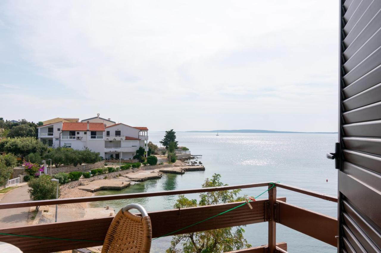 Apartments By The Sea Mandre, Pag - 4101 Kolan Buitenkant foto